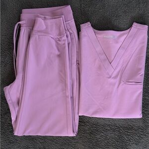 Mandala Scrubs in color Lilac